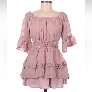 Lelis 3/4 sleeve ruffle and flowy blouse